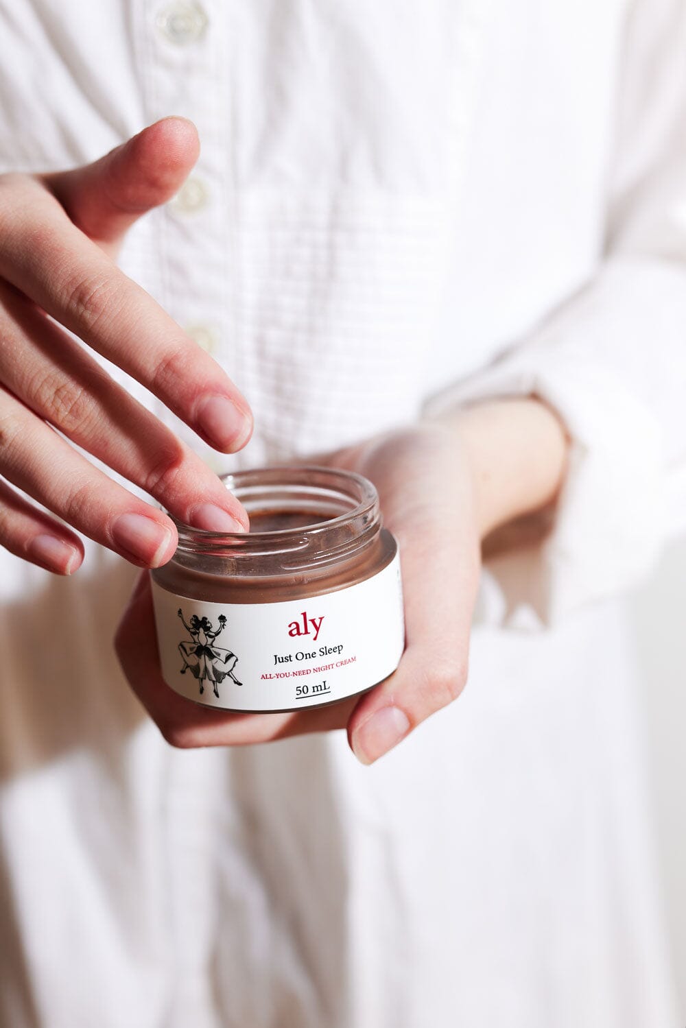 Just One Sleep Organic Over-Night Treatment With Dragon's Blood and Arnica CREAM LOVE ALY'S 